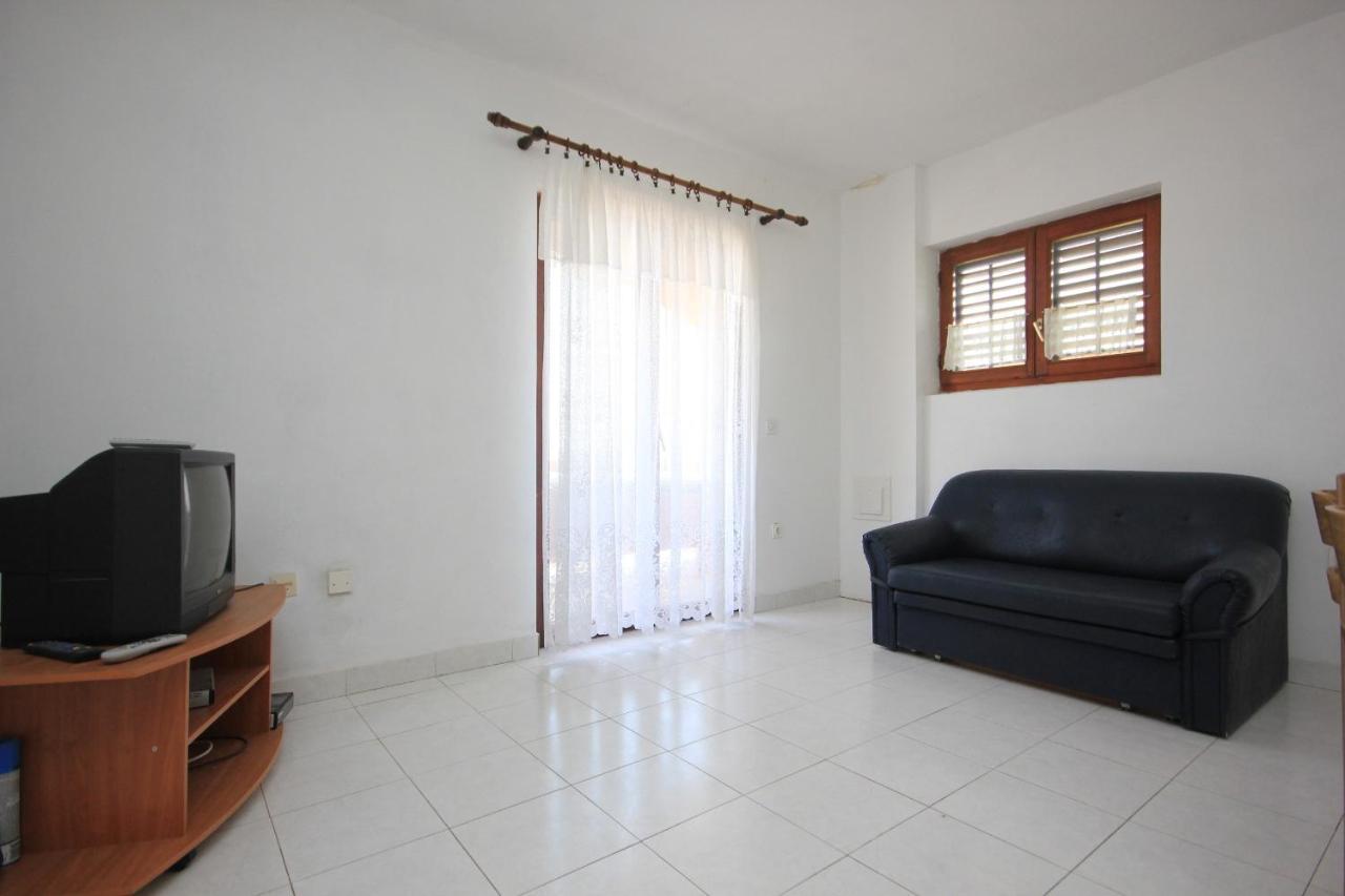 Apartment Sali 8121A Esterno foto