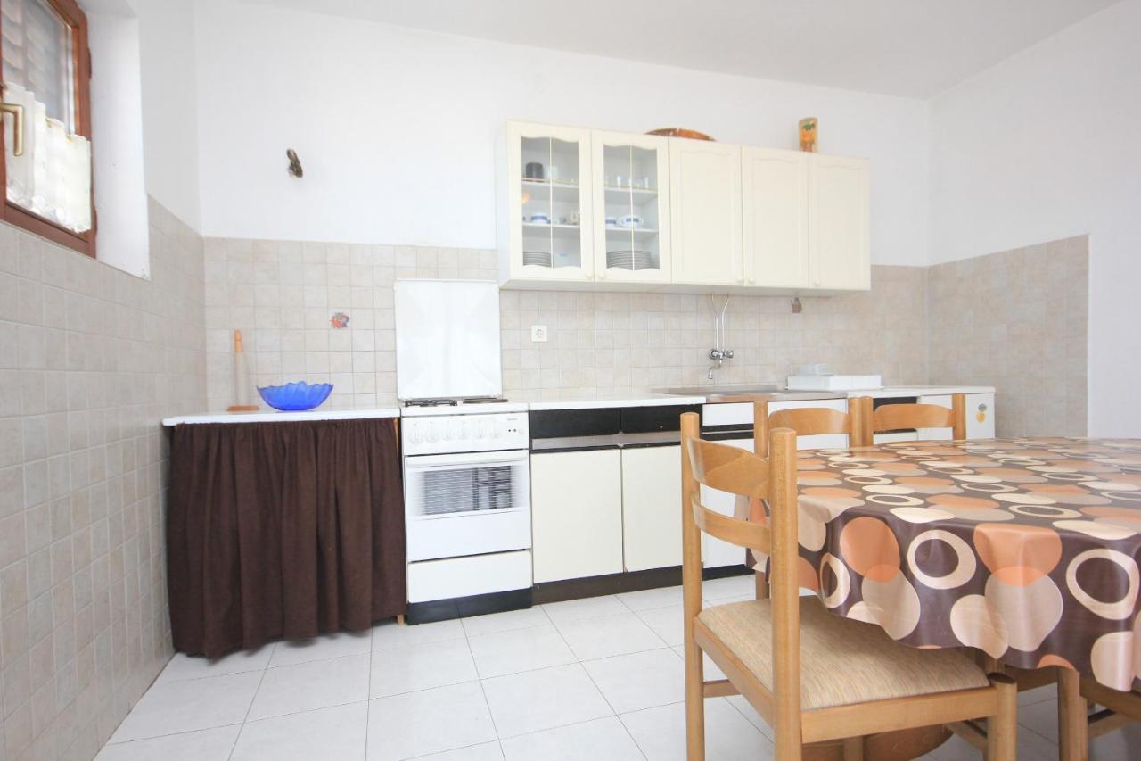 Apartment Sali 8121A Esterno foto